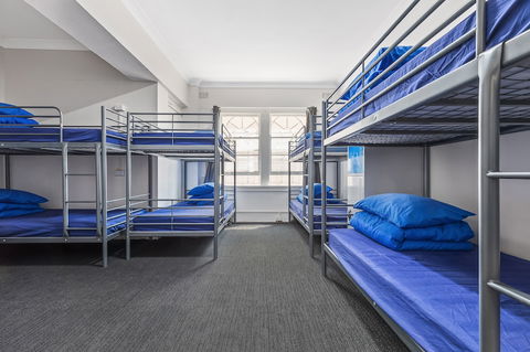 Ady's Place Backpackers - Accommodation Guide 1