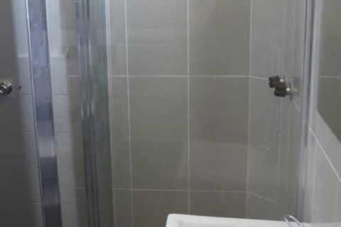 Dickson Backpackers - Accommodation Guide 5