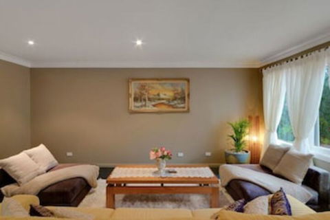 Mountainside B&B - Accommodation Asia 1