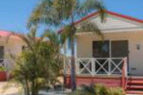 Outback Oasis Caravan Park - Accommodation Asia 0