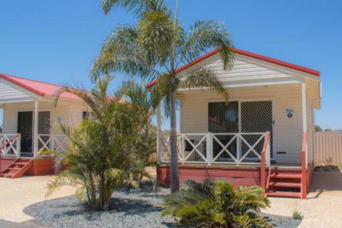 Outback Oasis Caravan Park - Accommodation Asia 4