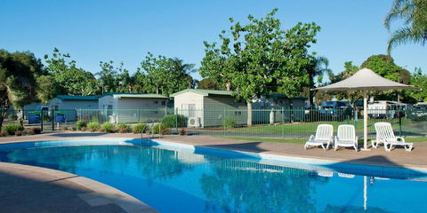 Berri Riverside Holiday Park - Accommodation Asia 2