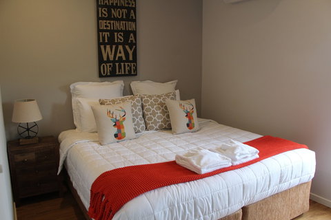 Greenlee Cottages - Accommodation Asia 4