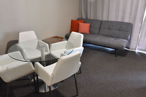 Dutchies Motel Nelson Bay - Accommodation Asia 1
