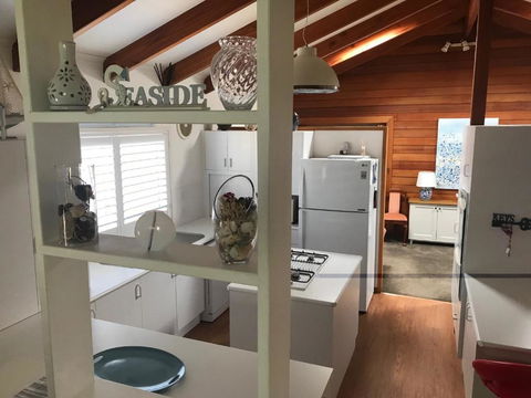 Mollymook Fantastic Holiday House - Accommodation Asia 1