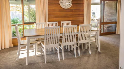Mollymook Fantastic Holiday House - Accommodation Asia 5