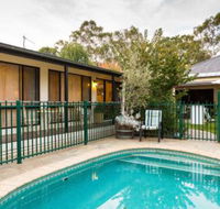 Courtsidecottage Bed  Breakfast - Accommodation Asia