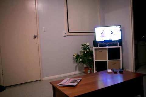 Cave Place Units - Accommodation Asia 6
