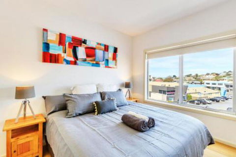 Bellerive Marina View Apartments NO 27 - Accommodation Guide 3