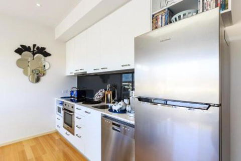 Bellerive Marina View Apartments NO 27 - Accommodation Guide 4