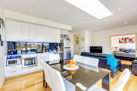 Bellerive Marina View Apartments NO 27 - Accommodation Guide 0
