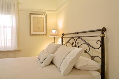 Holistic Haven - Accommodation Guide 2