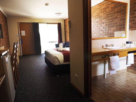 Kerang Motel - Accommodation Asia 3