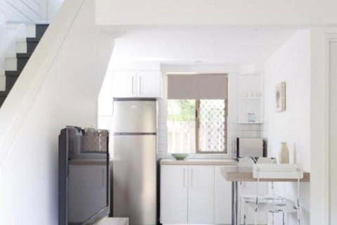 Bayshore Bungalows - Accommodation Guide 7