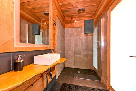 Bruny Island Lodge - Accommodation Asia 4