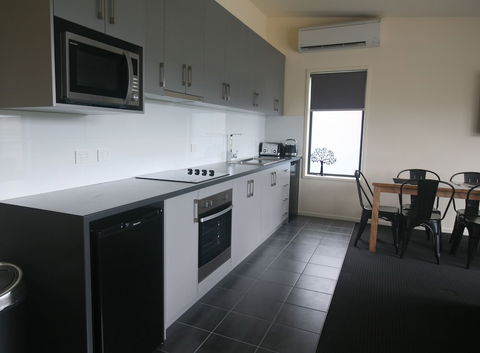 New Norfolk Apartments - Accommodation Asia 6