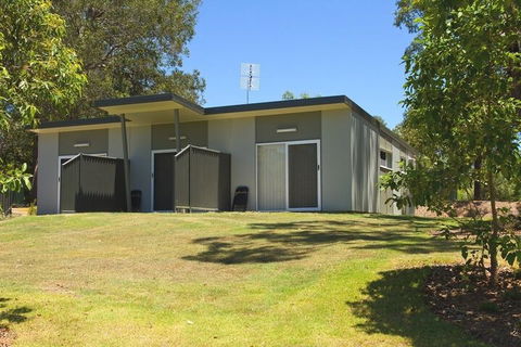 Honeybee Country Accommodation - Accommodation Guide 4