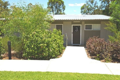 Honeybee Country Accommodation - Accommodation Guide 2