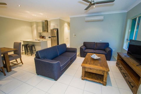 Beach Pad 2 - Accommodation Asia 6
