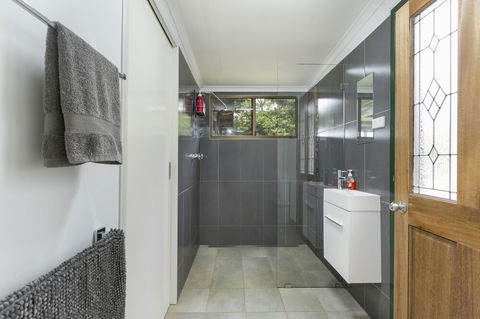 Mena Creek Flower House - Accommodation Asia 6