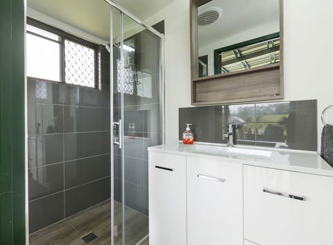 Mena Creek Flower House - Accommodation Asia 4