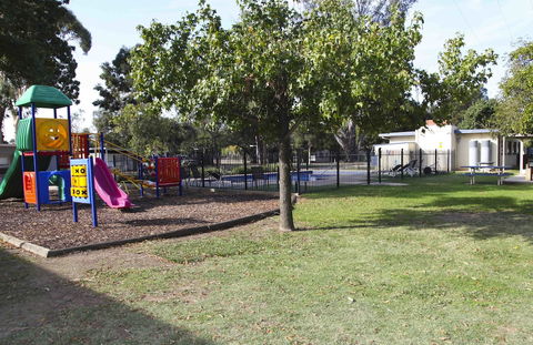 Nagambie Caravan Park & Motel - Accommodation Asia 3