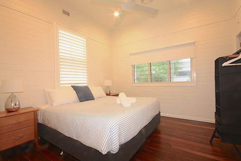 A PERFECT STAY - Cavvanbah Seaside Cottage - Accommodation Guide 6