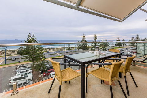 The White Pearl Penthouse - Accommodation Asia 1