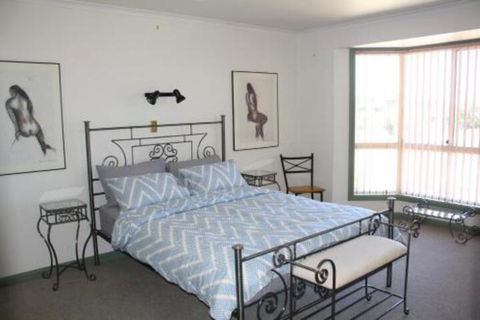 Maslin Beach House - Accommodation Asia 3