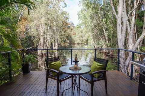 Getaways At Byfield - Accommodation Asia 5