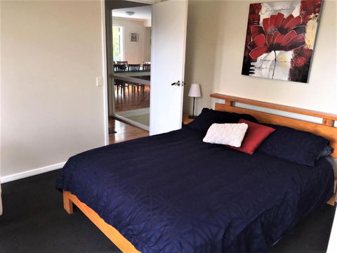 Kookas Retreat - Accommodation Guide 6