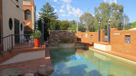 Albury Paddlesteamer Motel - Accommodation Guide 2