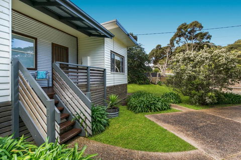 Bonnie Blairgowrie - Accommodation Guide 2