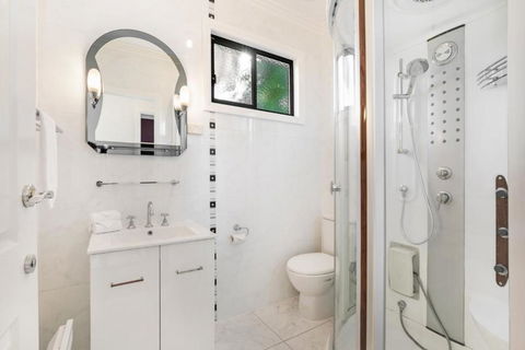 The Bud House - Accommodation Asia 4