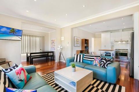 The Bud House - Accommodation Asia 6