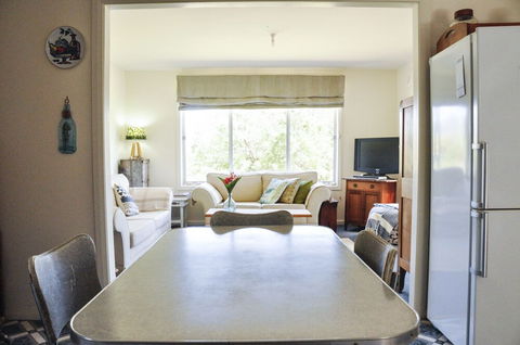 FALMOUTH Seadrift Cottage - Accommodation Asia 1