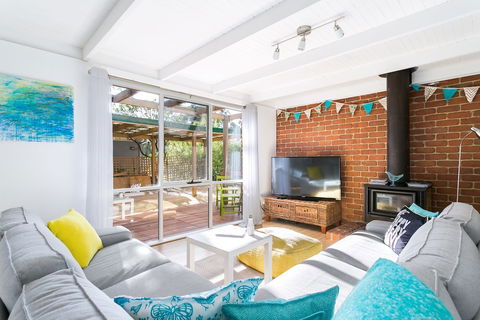 Sandy's At Rye - Accommodation Guide 1