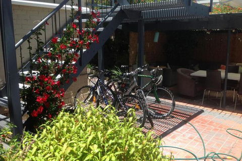 Shannon House - Accommodation Guide 6
