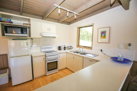 Crabapple Cottage - Accommodation Asia 2