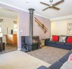 Mountview on Mountbatten - Accommodation Guide