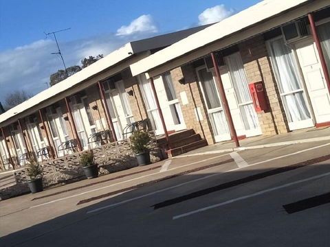 Smerdon Lodge Motel - Accommodation Guide 1