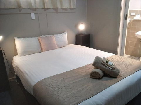 Smerdon Lodge Motel - Accommodation Guide 5