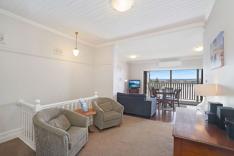Newcastle Short Stay Apartments - Vista Apartment - Accommodation Asia 0