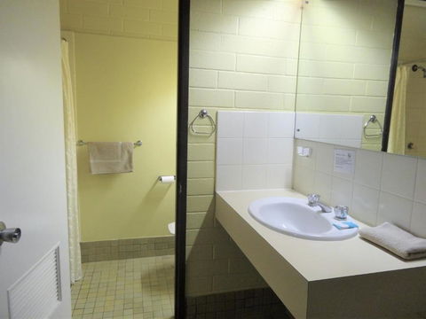 Leigh Creek Outback Resort - Accommodation Asia 1