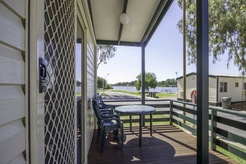 BIG4 Breeze Holiday Park â€“ Mannum - Accommodation Guide 2