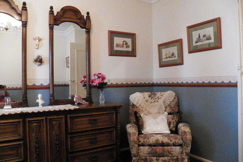 The Spanish Lodge And B&B - Accommodation Asia 4