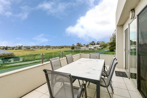 The Terrace - Accommodation Asia 1