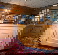 Golden Grain Motor Inn - Accommodation Asia