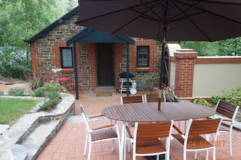 Sherwoode Bed And Breakfast - Accommodation Asia 1