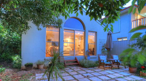 The Avenue At Montville Cottage - Accommodation Asia 6